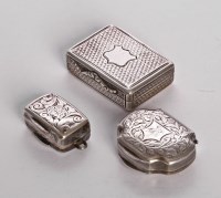 Lot 242 - A Victorian silver vinaigrette