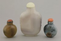 Lot 232 - An agate Snuff Bottle