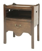 Lot 350 - A George lll mahogany tray top commode