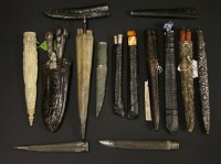 Lot 32 - Eight cutlery sets in cases