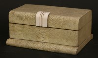 Lot 224 - An Art Deco shagreen cigarette box