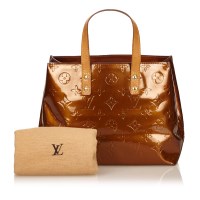 Lot 1148 - A Louis Vuitton vernis 'Reade PM'