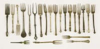Lot 41 - Twenty-two early forks