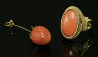 Lot 248 - An Italian single stone coral ring