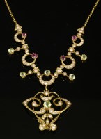 Lot 106 - An Edwardian peridot