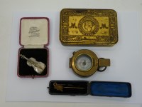 Lot 135C - A boxed victory medal awarded to Gnr W. Purwood Royal Artillery