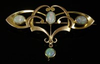 Lot 112 - A gold