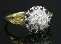 Lot 344 - A gold