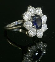 Lot 375 - A white gold