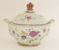 Lot 90 - A Chinese export famille rose tureen and cover