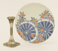 Lot 545 - A Japanese nabeshima dish