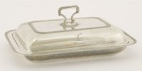 Lot 484 - A George V silver tureen and associated cover