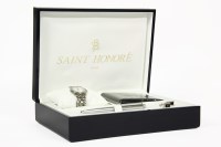 Lot 1111 - A gentleman's stainless steel Saint Honoré quartz bracelet watch