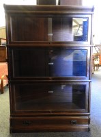 Lot 1640 - A Globe Wernicke oak three section bookcase 86.5cm x 30.5cm x 129cm
