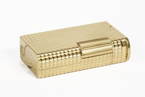 Lot 4 - A French Dunhill lighter