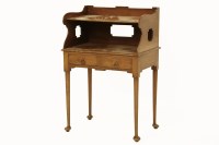Lot 887 - A small mahogany bedside table