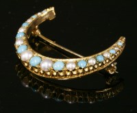 Lot 121 - A gold