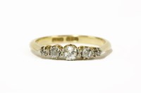 Lot 41 - A five stone graduated diamond ring