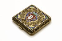 Lot 111 - A Portuguese silver-gilt filigree and enamel compact case