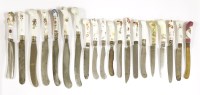 Lot 179 - Twenty porcelain Continental and English handled knives