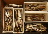 Lot 239 - A quantity of mixed silver and plated knives