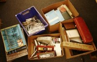 Lot 275 - A mixed collection of cutlery