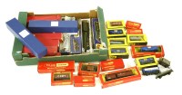 Lot 308 - Hornby Dublo boxed coaches