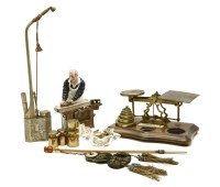 Lot 293 - A pair of Victorian/Edwardian letter scales and weights