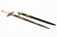 Lot 85 - A 19th century naval dirk