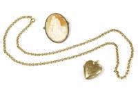Lot 32 - A 9ct gold belcher chain necklace