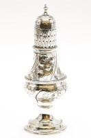 Lot 117 - An early 19th century sifter