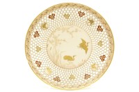 Lot 181 - A Worcester reticulated plate
