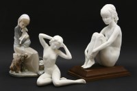 Lot 298 - A Nao figure