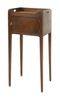 Lot 985 - A George lll mahogany washstand