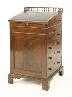 Lot 1017 - A early Victorian mahogany davenport