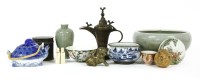 Lot 585 - A quantity of collectables