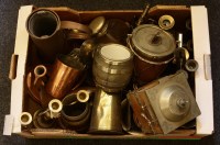 Lot 653 - A quantity of various metal wares