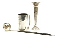 Lot 421 - A silver tankard