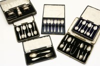 Lot 283 - A collection of silverware