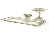 Lot 273 - A sterling silver tazza (AF)