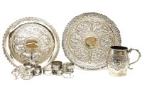 Lot 386 - An Indian(?) 900 mug