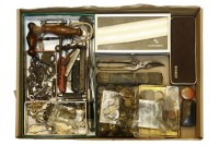 Lot 374 - A box of collectors items to include military badges/buttons