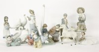 Lot 290 - A collection of fifteen ornaments