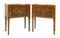 Lot 1155 - A pair of good Italian comodini