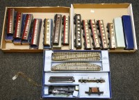 Lot 110 - A Hornby Dublo BR goods train