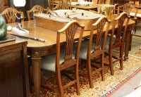 Lot 691 - A Victorian mahogany extend wind out extending dining table