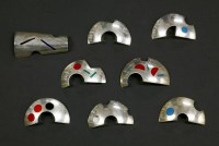 Lot 32 - Eight assorted silver brooches