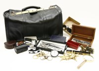 Lot 116 - A collection of miscellaneous items