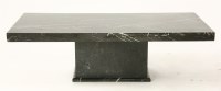 Lot 719 - A low 20th century marble coffee table