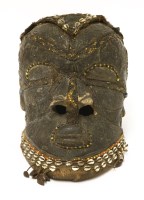 Lot 473 - A Kuba Bwoon helmet mask